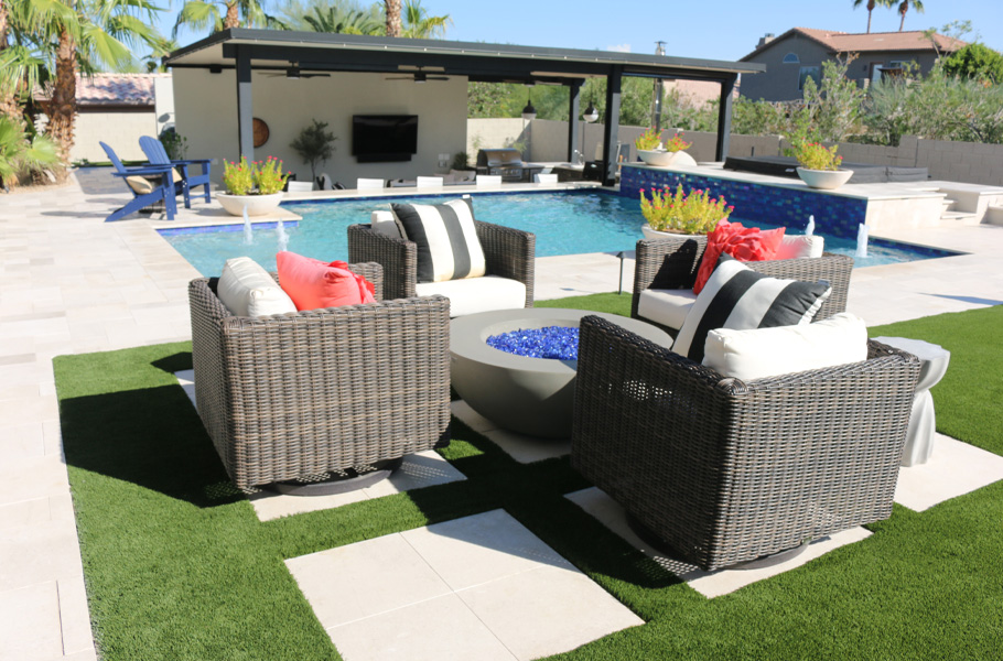 K9 Luxury Pool Fire Pit with Seating Area